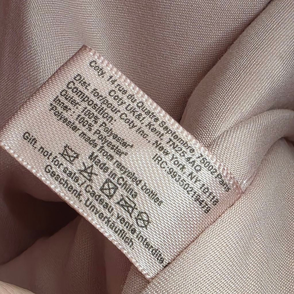 Women's Burberry Pink Tote Bag - Picture 12 of 12